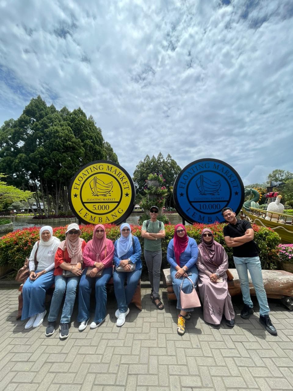 Perjalanan Zhaf Travels 138