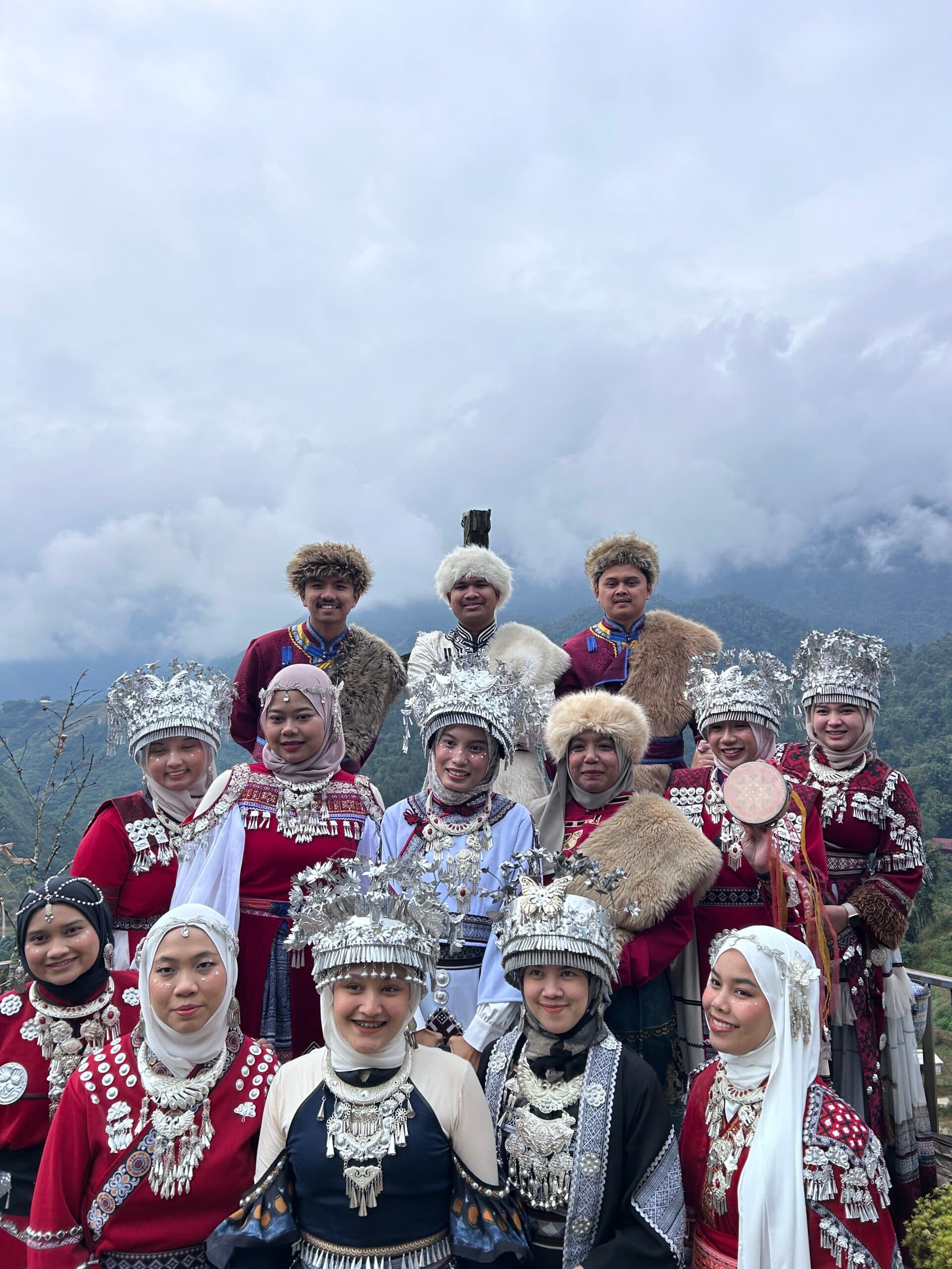 Foto daripada Aina