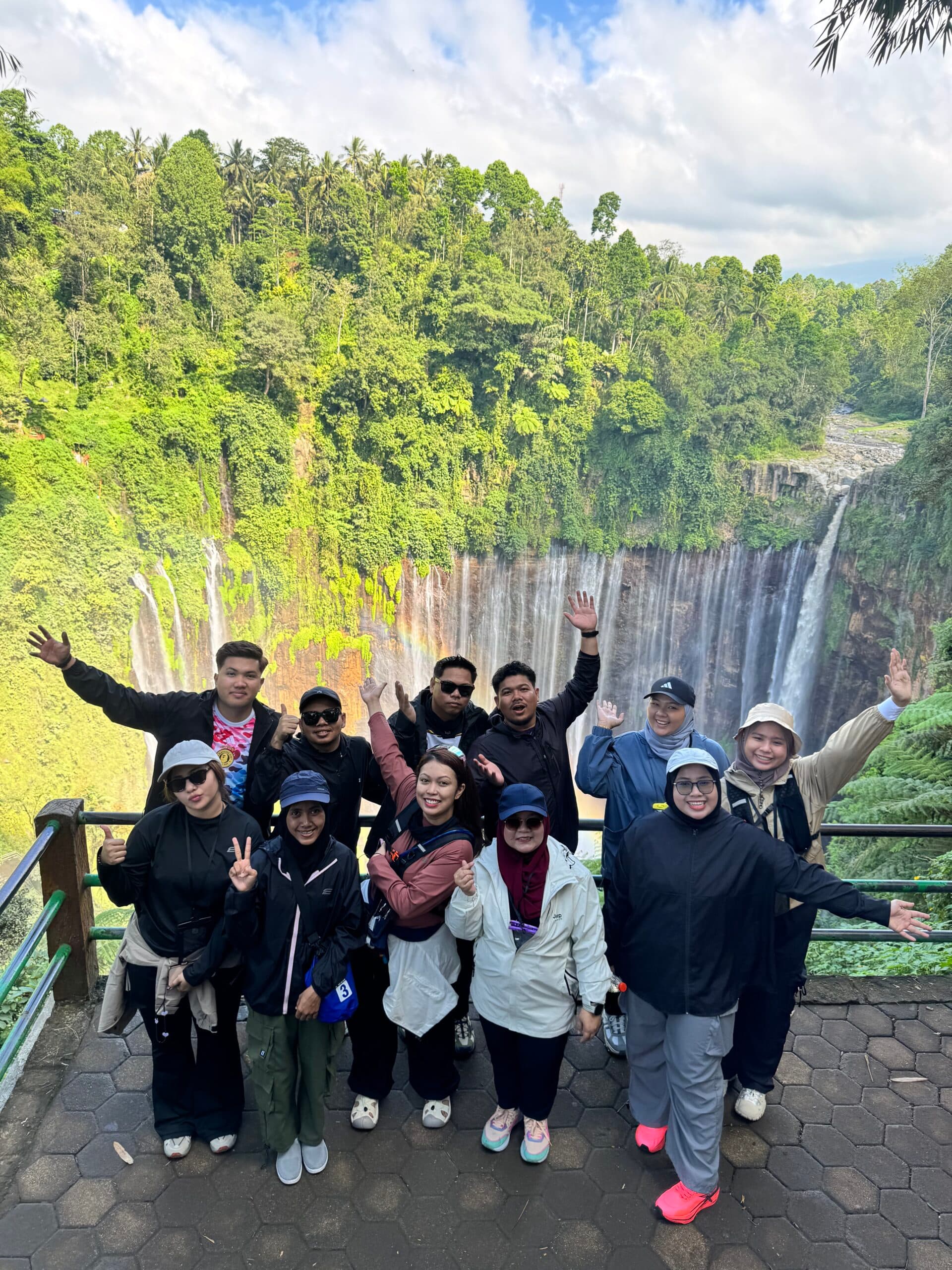 Jeep Bromo ke Sunrise Point