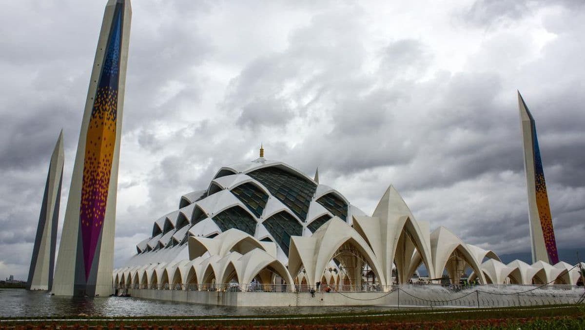 Kuala Lumpur - Jakarta - Bandung