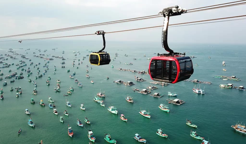 Hon Thom Cable Car